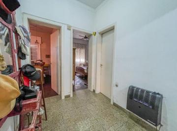 PH de 3 ambientes, Quilmes · San Martin E/ Brandsen y 25 de Mayo, PH en Venta de Dos Dorm. en Venta, Quilmes.