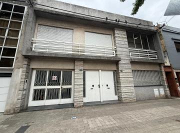 Casa · 135m² · 7 Ambientes · Casa en Planta Alta de 3 Dorm. en Barrio Abasto