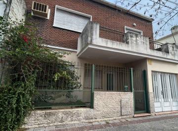 Casa · 189m² · 4 Ambientes · 1 Cochera · Casa en Venta en Pergamino Zona Centrica