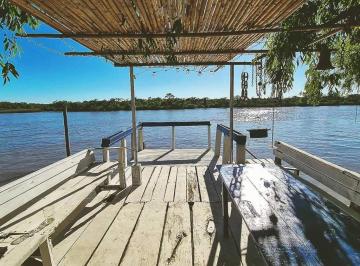 Casa · 4ha · Isla con Distintas Construcciones en El Rio Borazo Delta Tigre