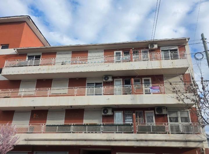 Departamento · 1m² · 4 Ambientes · 1 Cochera
