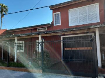 Casa · 336m² · 7 Ambientes · 1 Cochera · Casa en Venta Ensenada 4 Ambientes Apto Credito