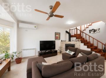 Casa · 181m² · 6 Ambientes · 2 Cocheras · Casa - Banco Provincia de Bs. As.