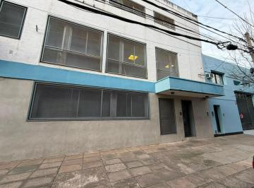 Bodega-Galpón · 420m² · Alquiler Galpón + Oficinas | Exc Ubicacion Martinez