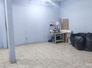 Casa de 4 ambientes, La Matanza · Casa con Taller. con Servicios Incluidos