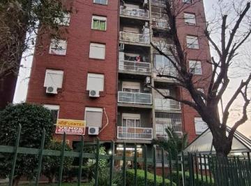 Departamento · 40m² · 2 Ambientes · 2 Amplios Ambientes en Complejo Perimetrado!