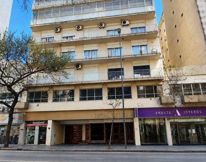 Departamento · 200m² · 4 Dormitorios · 1 Cochera