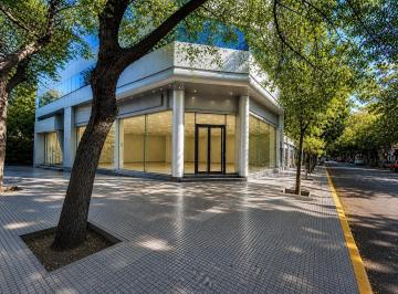 Local comercial · 415m² · Local en Capital
