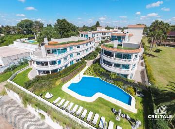 Departamento · 62m² · 1 Ambiente · 1 Cochera · Venta - Departamento Monoambiente en Oasis del Yacht - Alberdi, Rosario.