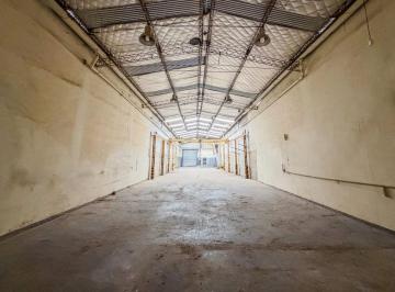 Depósito · 590m² · Alquiler Deposito - Pompeya - 590 m² - Mixtura 4