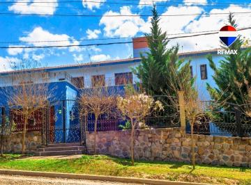 Casa · 2075m² · 12 Ambientes · 2 Cocheras · Casa en Venta en Vaqueros 6 Dorm.