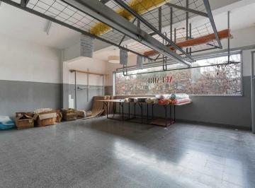 Oficina comercial · 344m² · Oficina en Venta en Villa Crespo Pb + 2 Pisos