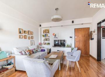 Departamento · 61m² · 3 Ambientes · Venta Departamento 3 Ambientes C/balcon Flores N.