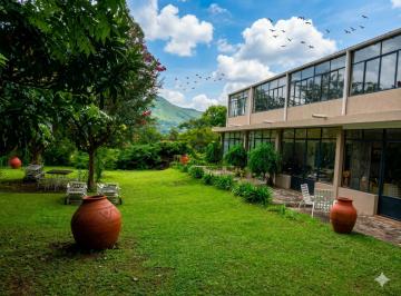 Casa · 500m² · 10 Ambientes · Venta Casa Salta, Argentina