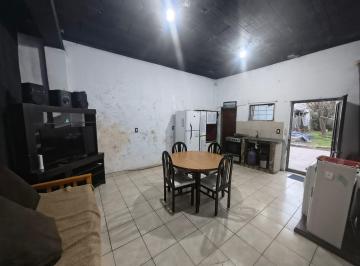 Casa · 103m² · 3 Ambientes · 2 Cocheras · Venta Casa + Local Patio + Jardin + Cochera Tortuguitas