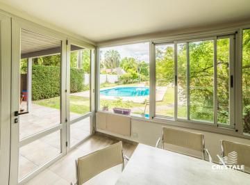 Casa · 345m² · 6 Ambientes · 2 Cocheras · Venta - Casa 5 Dorm. con Piscina y Quincho - Fisherton, Rosario.
