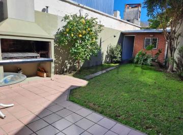 Casa · 166m² · 4 Ambientes · Casa 4 Ambientes con Jardín, Patio, Parrilla y Terraza – Excelente Estado – Villa del Parque