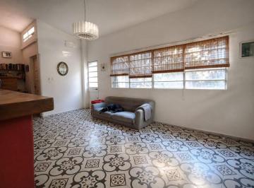 Casa · 80m² · 5 Ambientes · Casa 5 Amb en Turdera