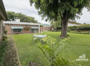 Casa · 308m² · 7 Ambientes · 2 Cocheras · Venta - Casa 3 Dorm. Jardín - Fisherton, Rosario.