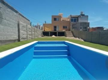 Casa · 500m² · 3 Ambientes · 2 Cocheras · Casa en San Nicolás