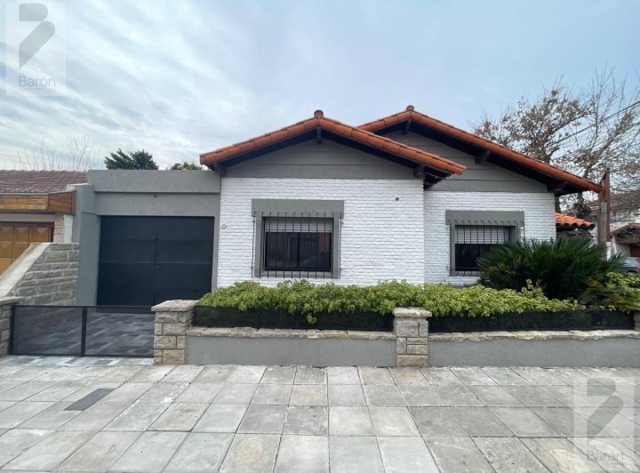 Casa · 115m² · 3 Ambientes · 1 Cochera
