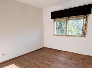 PH · 61m² · 4 Ambientes · PH 4 Amb C/ Patio en Caseros