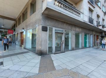 Local comercial · 120m² · Local en Alquiler, Recoleta