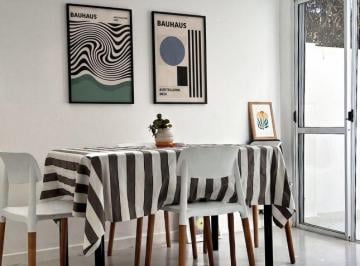 PH de 2 ambientes, Vicente López · Excepcional PH 2 Ambientes con Patio Totalmente Reciclado y Sin Expensas