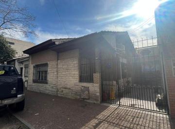 Casa de 3 ambientes, Lanús · Casa en Venta en Lanus Este de 3 Ambientes con Espacio Guardacoche.