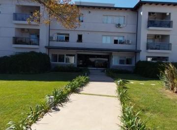 Departamento de 6 ambientes, Córdoba · Tejas Residencial - Dpto 3 Dorm Pb con Patio Propio y Cochera