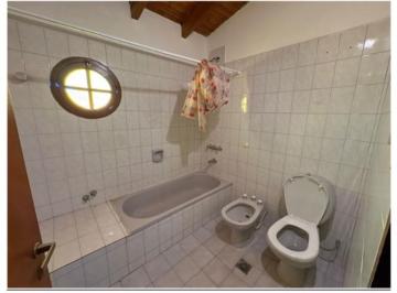 Casa en Alquiler de 8 ambientes Don Bosco III  · Casa Chaneton