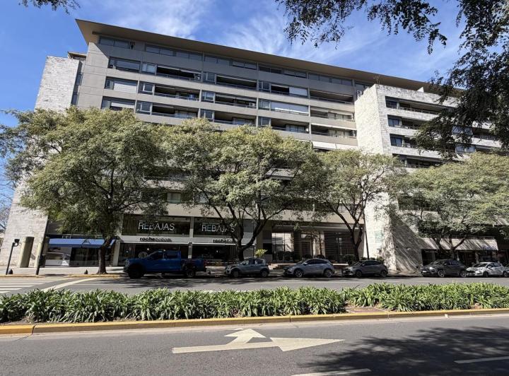 Departamento · 79m² · 3 Ambientes · 1 Cochera