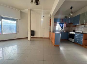 PH · 113m² · 4 Ambientes · 1 Cochera · PH en Villa Bosch 4 Ambientes