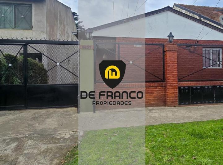 Casa · 144m² · 12 Ambientes · 4 Cocheras