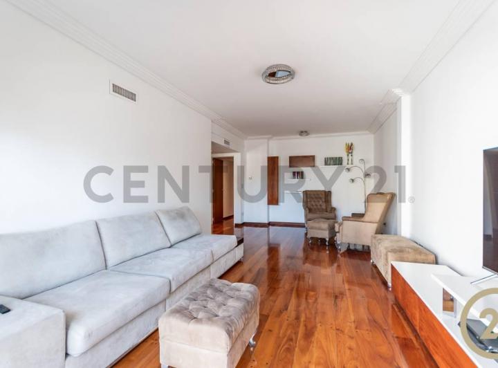 Departamento · 103m² · 4 Ambientes · 1 Cochera