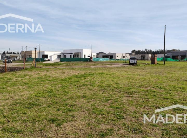 Terreno · 800m²
