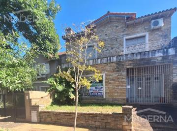 Casa · 195m² · 4 Ambientes · Casa Venta San Fernando Sobre 2 Lotes