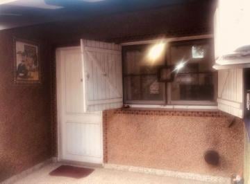 Departamento de 3 ambientes, Tres de Febrero · Amplio PH en Alquiler en Loma Hermosa
