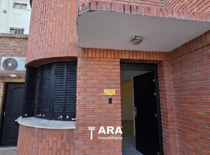 Casa · 90m² · 4 Ambientes · 1 Cochera