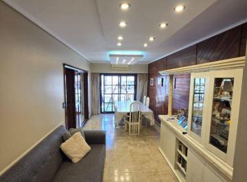 Departamento de 4 ambientes, Barracas · 4 Ambientes con Dependencia con Balcón Corrido en Venta Barracas