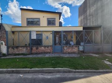 Casa · 110m² · 4 Ambientes · 1 Cochera · Venta Casa 4 Ambientes Bernal