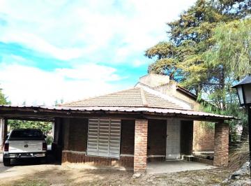Casa · 702m² · 6 Ambientes · 3 Cocheras · Lo Que Buscas Para Vivir y Rentar! Vendo Propiedad San Antonio de Arredondo: Casa Pileta 2 Cabañas