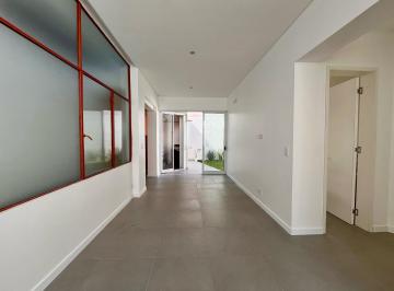 Casa · 80m² · 4 Ambientes · Venta - Casa Interna de Pasillo 2 Dorm. con Patio Verde y Terraza con Parrilla. Echesortu