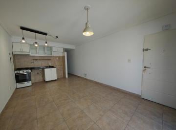 Departamento · 37m² · 2 Ambientes · Departamento en Alquiler Banfield Este 2 Ambientes Balcon