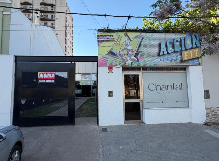 Local comercial · 324m²