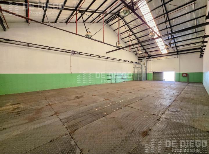Depósito · 400m²
