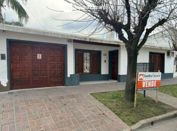 Casa de 7 ambientes, San Pedro · Casa de 3 Dorm. + Departamento Independiente | Av 3 de Febrero