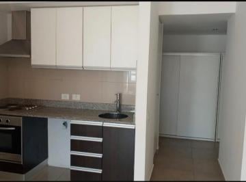 Departamento de 1 ambiente, Barracas · Excelente Monoambiente Muy Luminoso con Balcón. Edificio con Pileta y Laundry