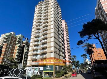 MCN-MCN-551_2 · Alquiler Temporario, Departamento de 3 Amb con Cochera, Zona Centro Pinamar