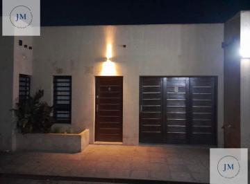 Casa · 70m² · 3 Ambientes · 1 Cochera · Casa en Barrio Cerrado El Ceibo 1, Chivilcoy
